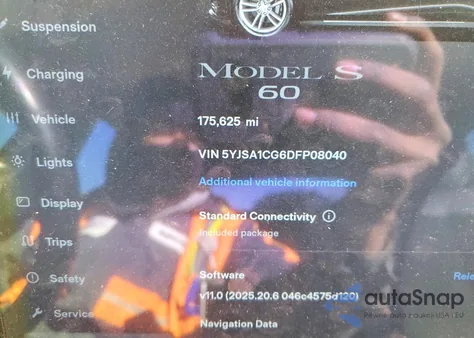 2013 Tesla Model S из США, поврежденный, VIN 5YJSA1CG6DFP08040